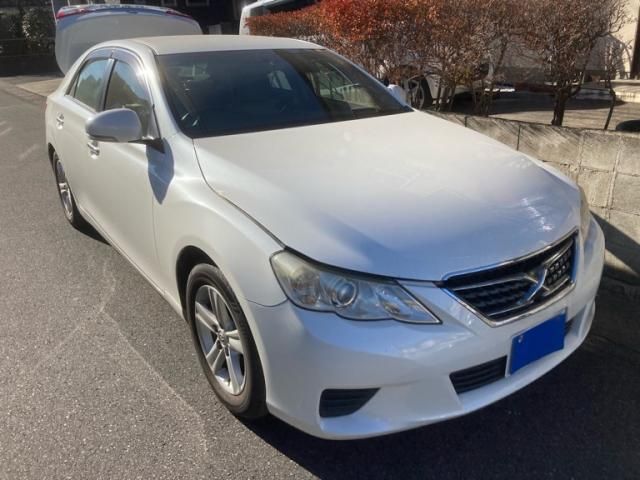 TOYOTA MARK X 2010