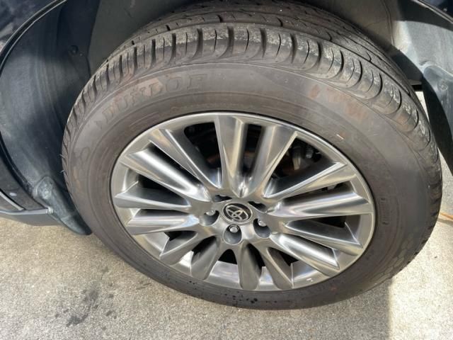 TOYOTA HARRIER HYBRID 2019