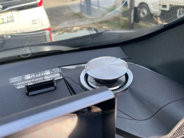 TOYOTA HARRIER HYBRID 2019