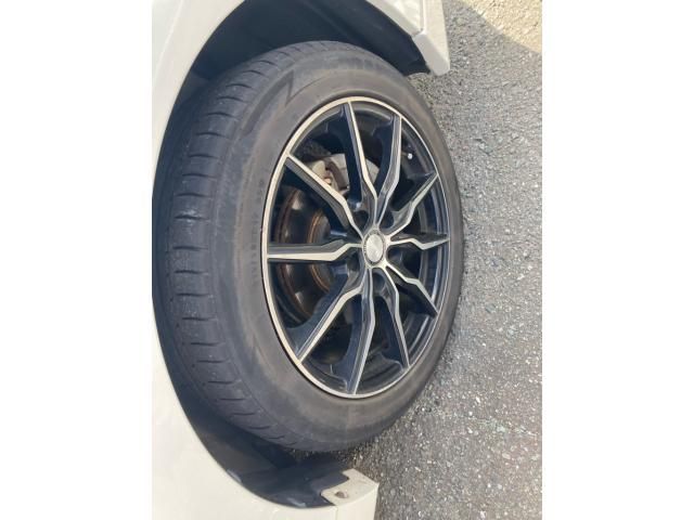 TOYOTA PRIUS Alpha 2013