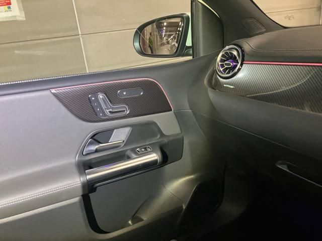 MERCEDES BENZ MERCEDES BENZ B class 2019