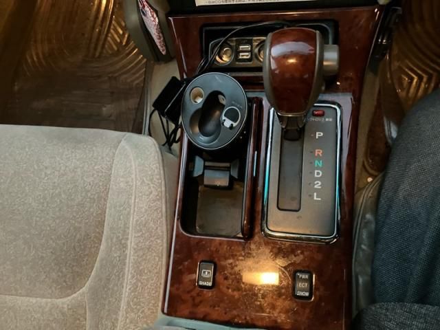 TOYOTA CROWN sedan 4WD 2001