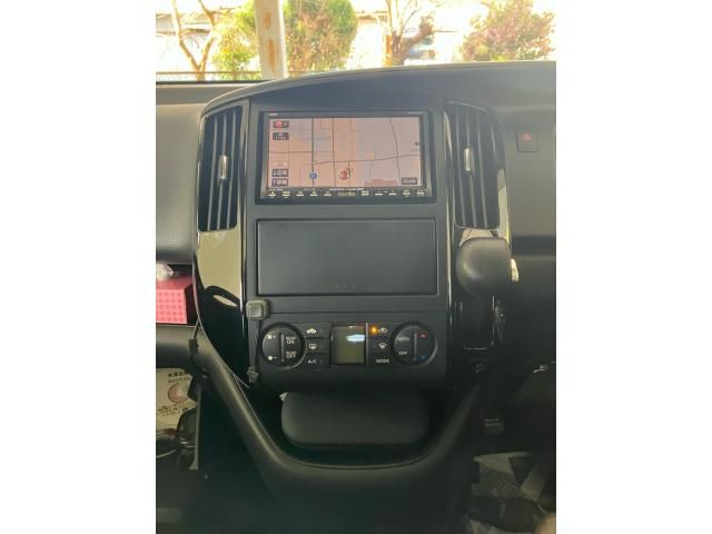 NISSAN SERENA  WG 4WD 2010