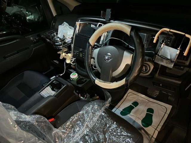 NISSAN SERENA  WG 2009