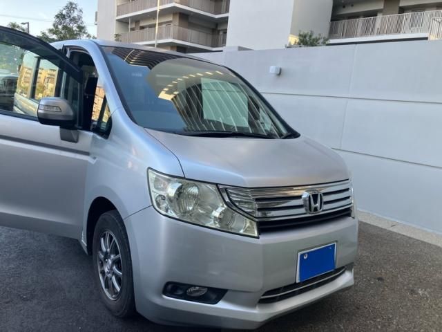 HONDA STEPWAGON 2010