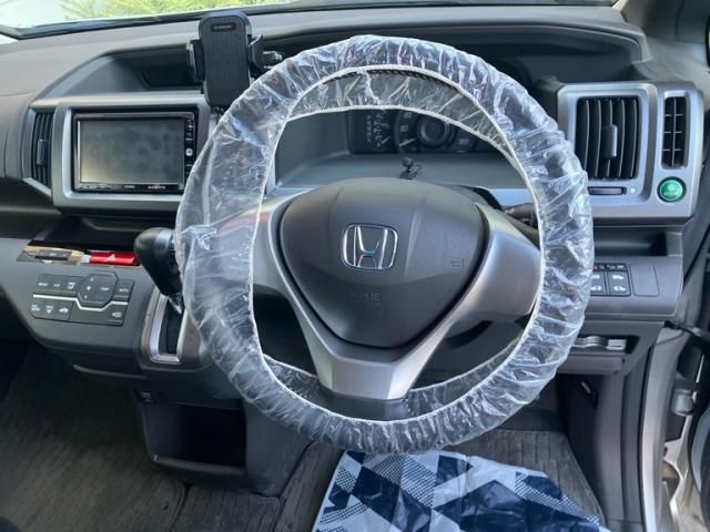 HONDA STEPWAGON 2010