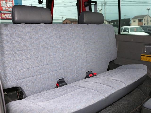 TOYOTA LANDCRUISER van 2000