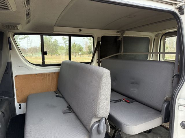 TOYOTA HIACE van 4WD 2013