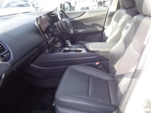 TOYOTA LEXUS NX350h 2023