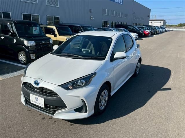 TOYOTA YARIS HYBRID 2023