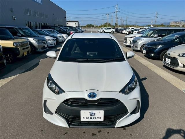 TOYOTA YARIS HYBRID 2023