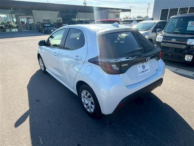 TOYOTA YARIS HYBRID 2023