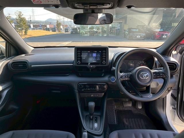 TOYOTA YARIS HYBRID 2023