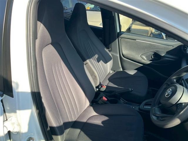 TOYOTA YARIS HYBRID 2023