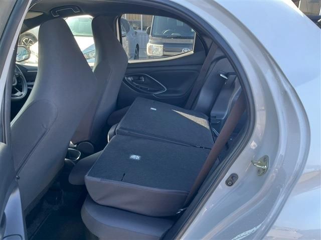 TOYOTA YARIS HYBRID 2023