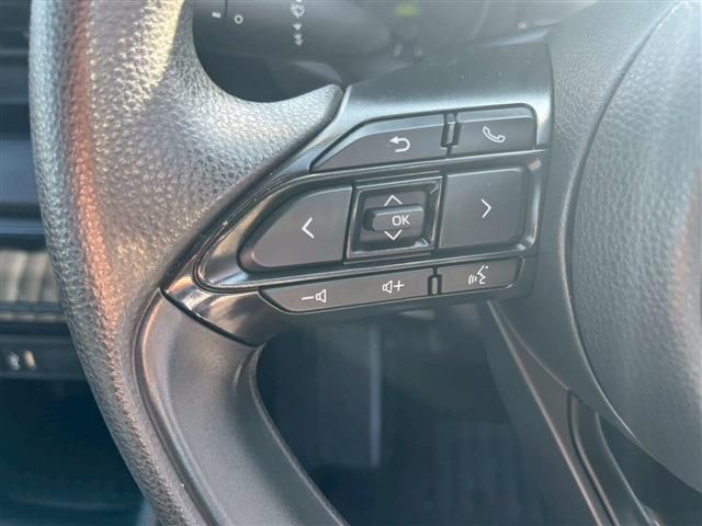 TOYOTA YARIS HYBRID 2023