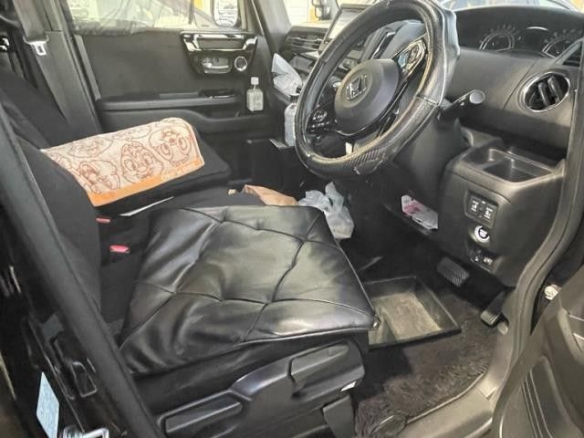 HONDA N BOX CUSTOM 2021