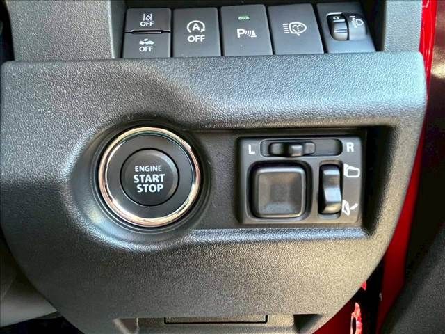 SUZUKI JIMNY NOMADE 2025