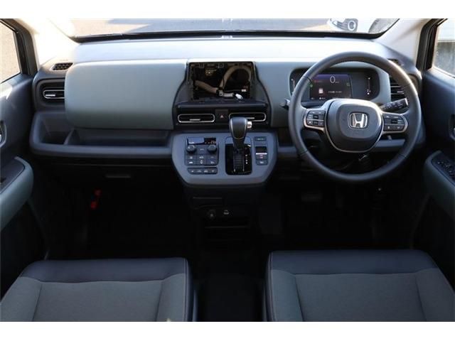 HONDA FREED e:HEV 2025