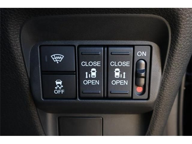 HONDA FREED e:HEV 2025