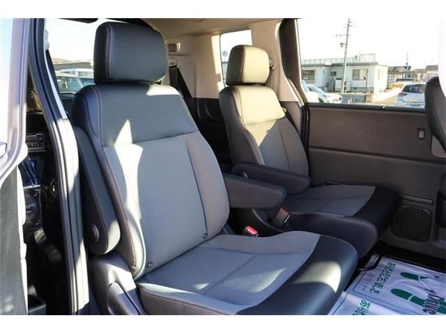 HONDA FREED e:HEV 2025