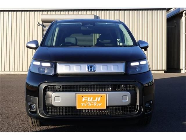 HONDA FREED e:HEV 2025