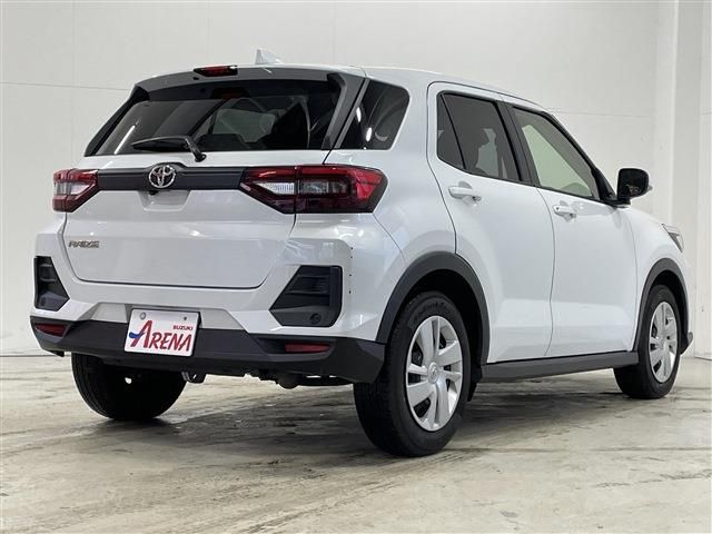 TOYOTA RAIZE 2024