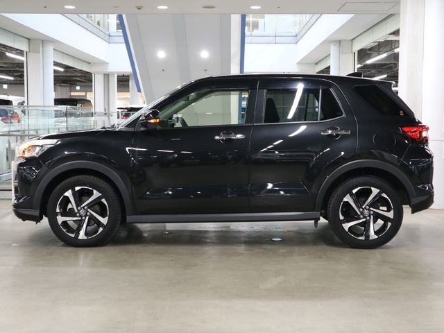 TOYOTA RAIZE HYBRID 2022