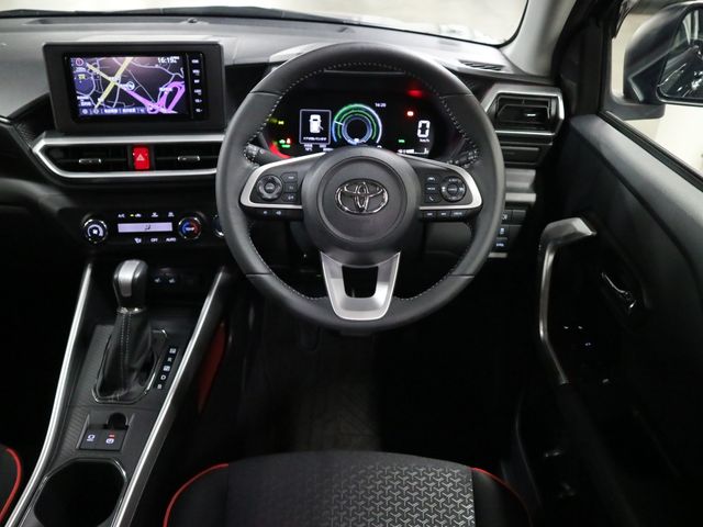 TOYOTA RAIZE HYBRID 2022