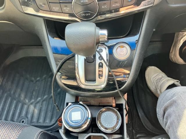 NISSAN SERENA  S-HYBRID 2014