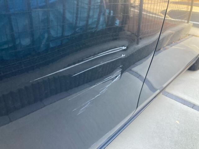 TOYOTA PRIUS Alpha 2011