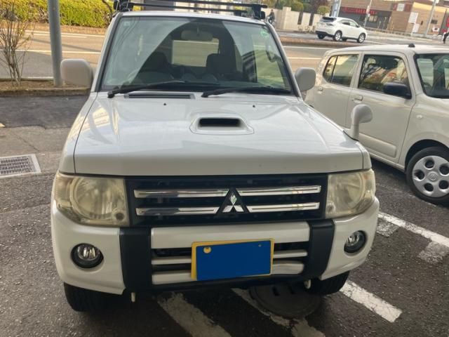 MITSUBISHI PAJERO MINI 4WD 2011