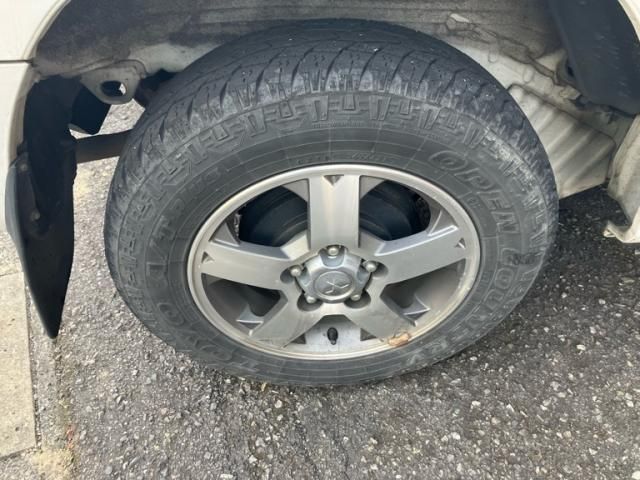 MITSUBISHI PAJERO MINI 4WD 2011