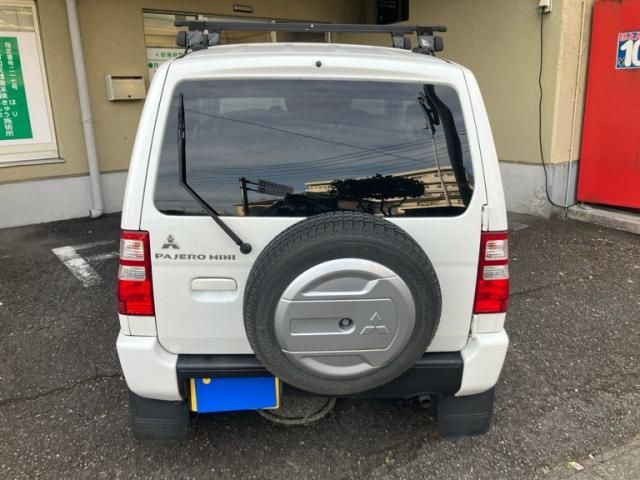 MITSUBISHI PAJERO MINI 4WD 2011