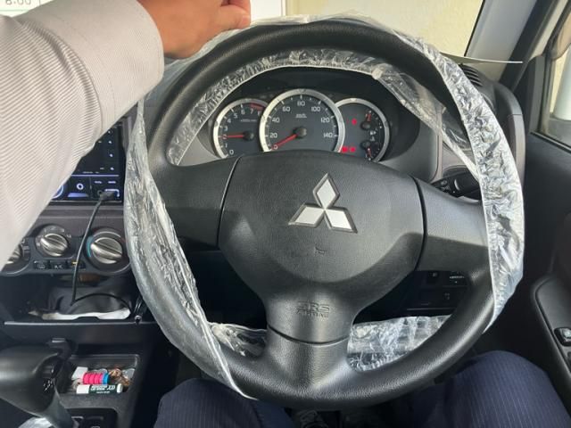 MITSUBISHI PAJERO MINI 4WD 2011