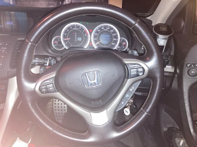 HONDA ACCORD TOURER 2010