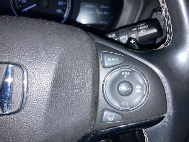 HONDA VEZEL HYBRID 2017