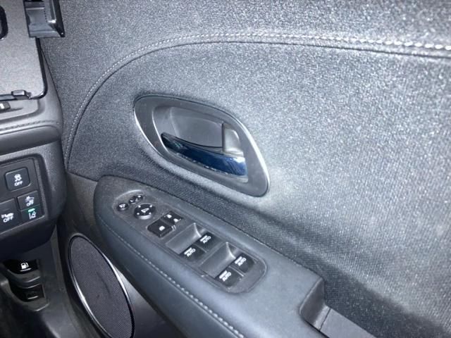 HONDA VEZEL HYBRID 2017