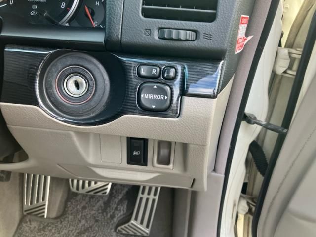 TOYOTA MARK2 BLIT 2005