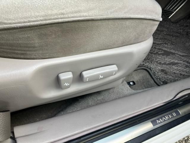 TOYOTA MARK2 BLIT 2005