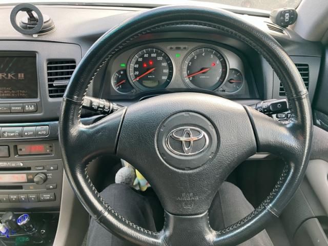 TOYOTA MARK2 BLIT 2005