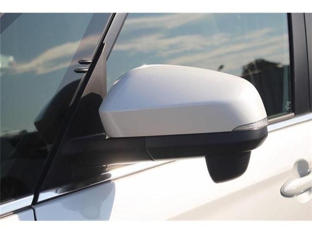 TOYOTA VOXY HYBRID 2025