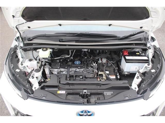 TOYOTA VOXY HYBRID 2025