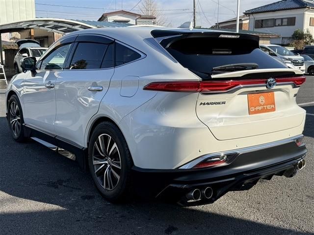 TOYOTA HARRIER HYBRID 2020