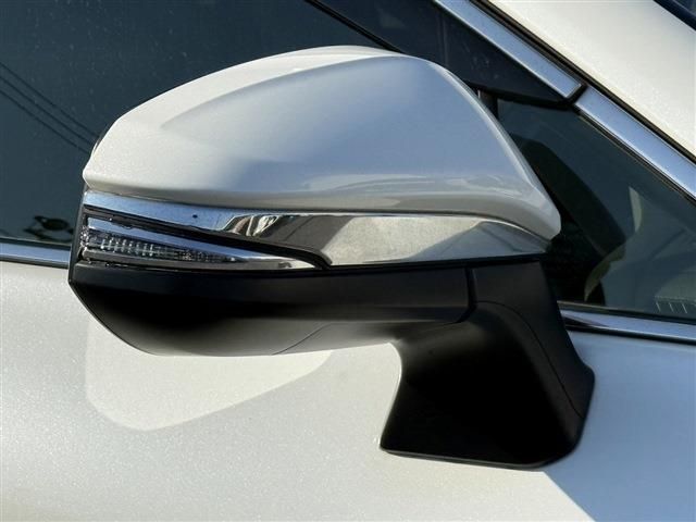 TOYOTA HARRIER HYBRID 2020