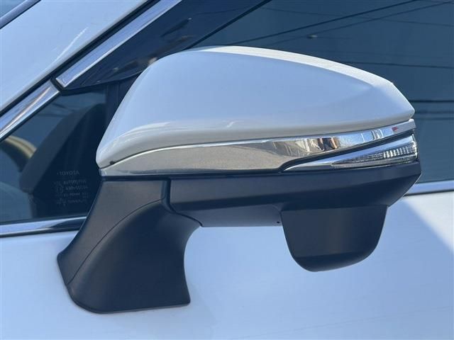 TOYOTA HARRIER HYBRID 2020