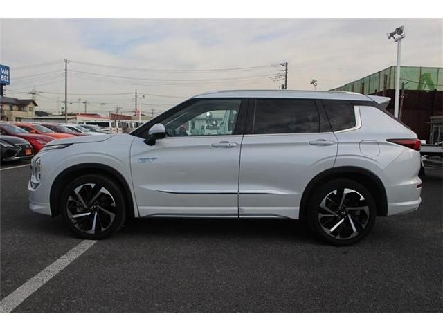 MITSUBISHI OUTLANDER PHEV 2022