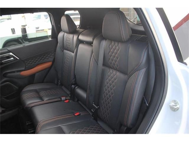 MITSUBISHI OUTLANDER PHEV 2022