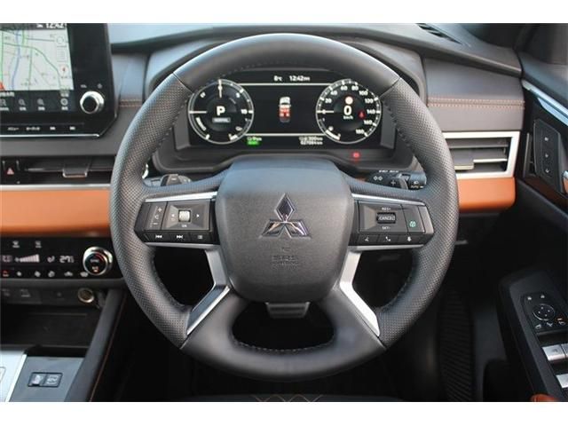 MITSUBISHI OUTLANDER PHEV 2022