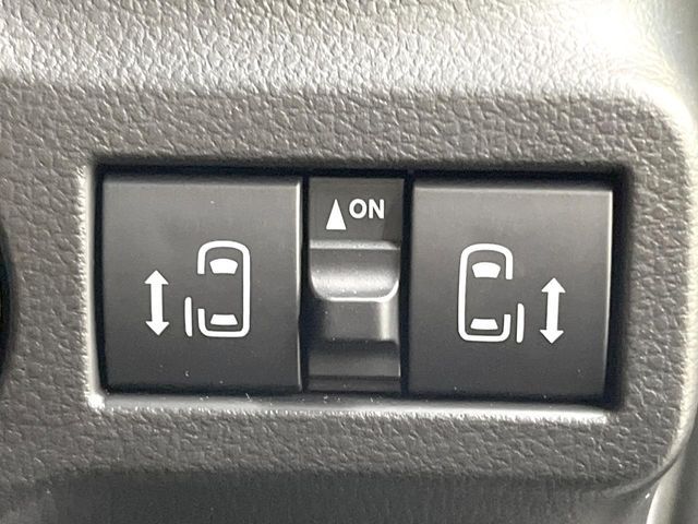 SUZUKI Spacia GEAR 2024